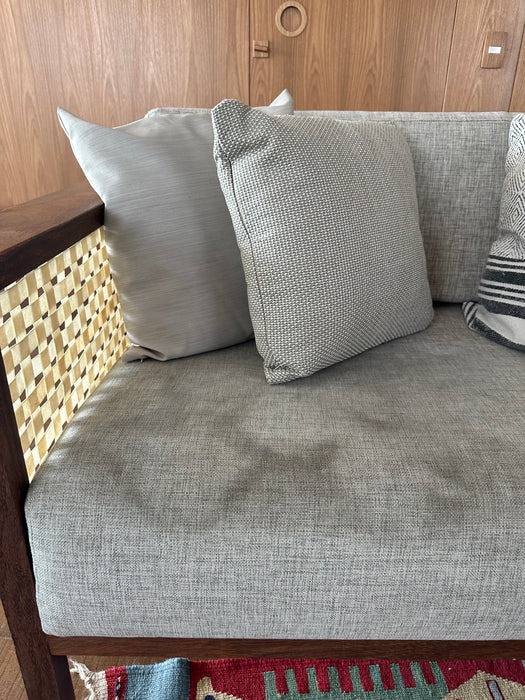 Par de Poltronas – Saccaro