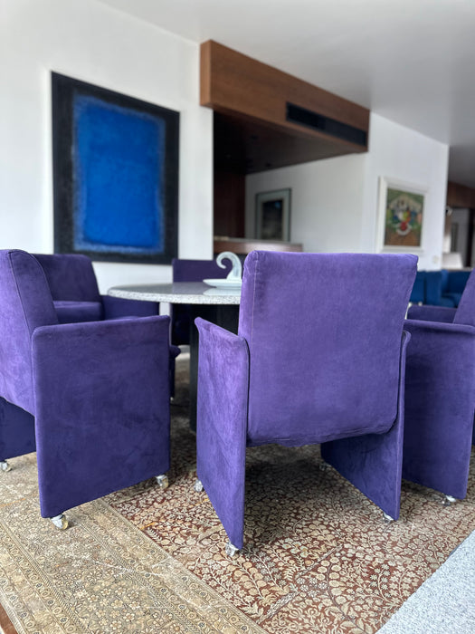 Conjunto com 6 Cadeiras em Veludo Roxo