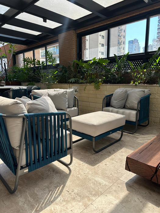 Conjunto de 3 Poltronas e Pufe "Terrace" - Breton