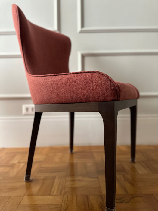 Conjunto com 8 Cadeiras "Silhouette" – Artefacto