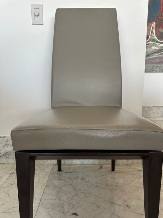 Conjunto de 8 Cadeiras "Bess" – Calligaris