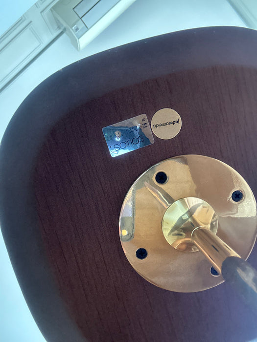 Mesa de Apoio “Jardim” – Jader Almeida