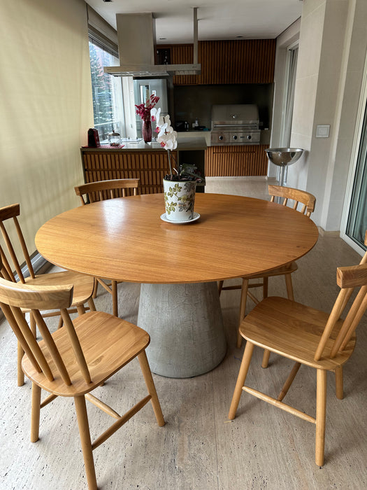 Mesa de Jantar “Cone” – Cremme