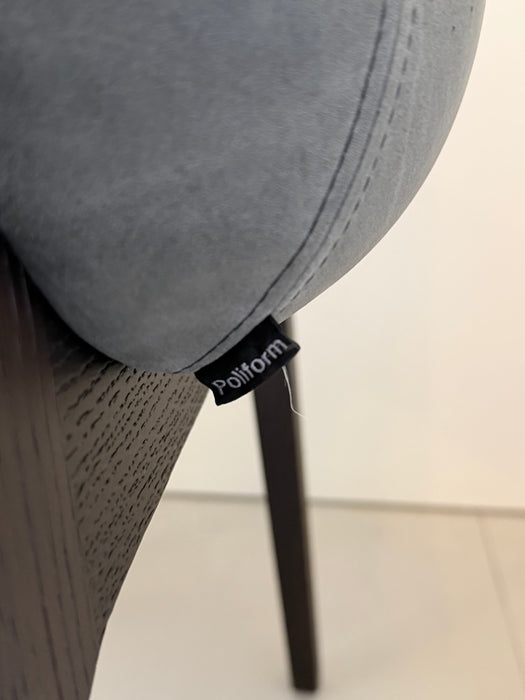 Conjunto com 4 Cadeiras "Ventura" em Couro – Jean-Marie Massaud para Poliform