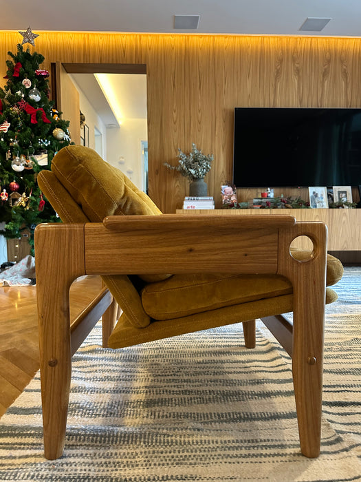 Poltrona “Renata” – Sérgio Rodrigues Reedição Dpot