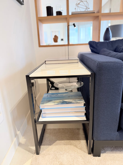 Mesa Lateral “Desk” – Marcelo Ligieri