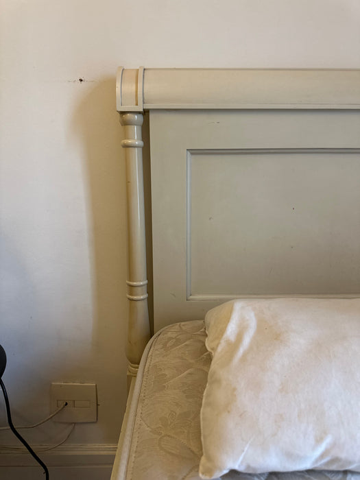 Cama de Solteiro (colchão incluso)