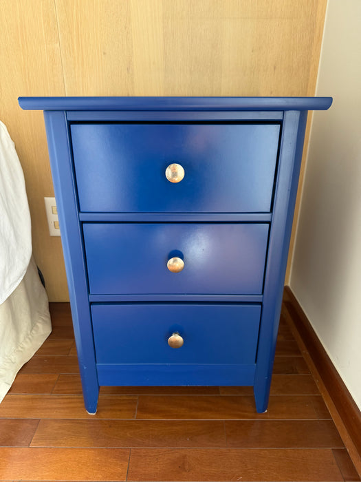 Mesa de Cabeceira Azul