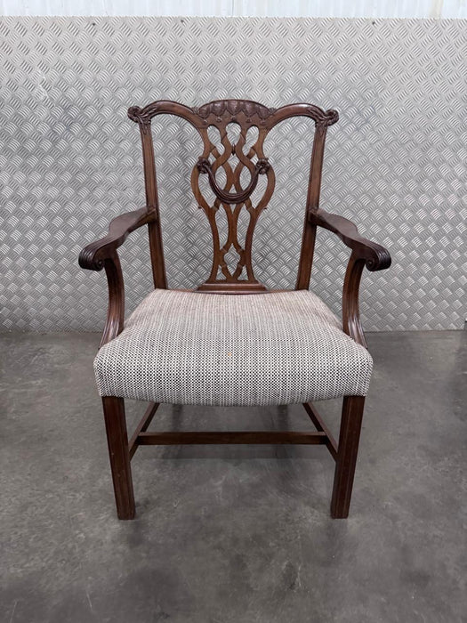 Conjunto Inglês de 12 Cadeiras (2 com braços) - Antiquário Buenos Aires