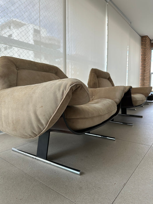 Par de Poltronas "Presidencial" Vintage – Jorge Zalszupin | Adquirida na Galeria Século XX