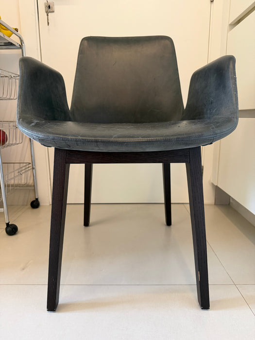 Conjunto com 4 Cadeiras "Ventura" em Couro – Jean-Marie Massaud para Poliform