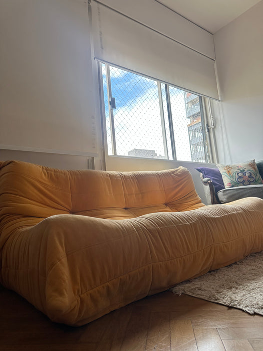 Sofá “Togo” – Ligne Roset (sem informação da loja de aquisição)
