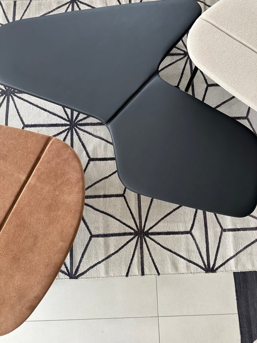 Conjunto de mesa|banco "Z" (3 peças em camurça e couro) - Estúdio Bola