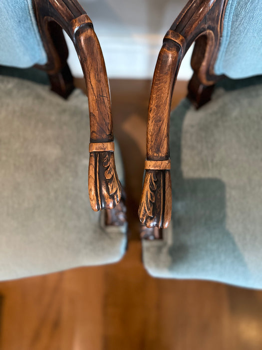 Par de Poltronas Luís XV – Basile Antiquário