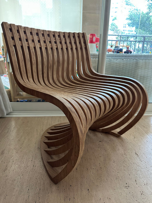 Poltrona “Pantosh” – Lattoog