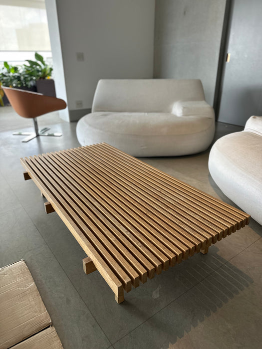 Mesa de Centro "Ripas" - Branco&Preto para Etel