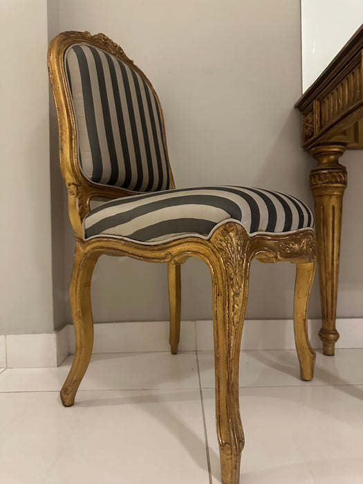 Conjunto com 4 Cadeiras "Luís XV" Listradas – Christie Móveis