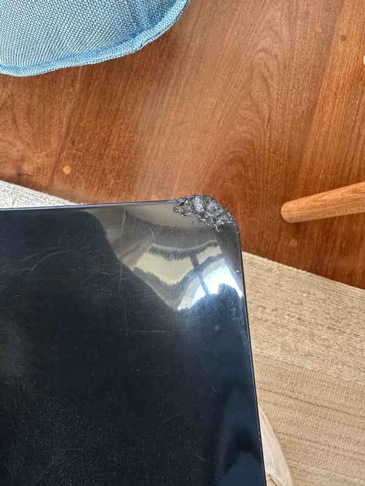 Poltrona “Husk” Giratória com Banqueta – Patrícia Urquiola para B&B Italia