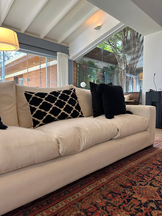 Sofá de 3 Lugares (almofadas decorativas não inclusas)