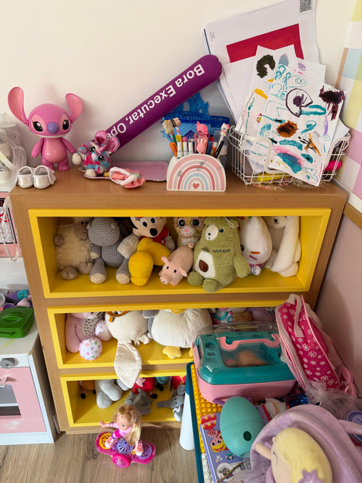 Armário com Nichos Infantil