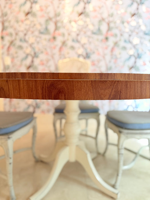 Mesa de Jantar Redonda