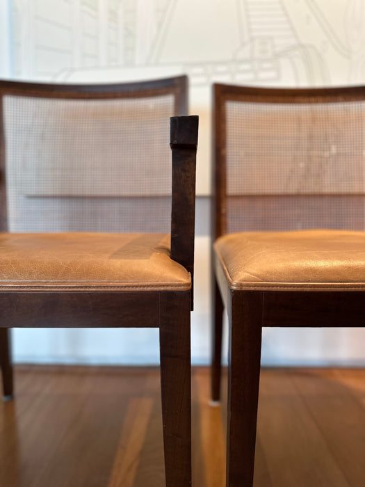 Conjunto de 10 Cadeiras (2 com braços) – Vermeil