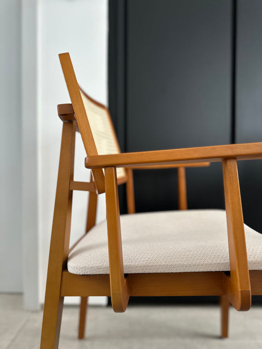 Conjunto de 6 Cadeiras em Madeira e Palhinha