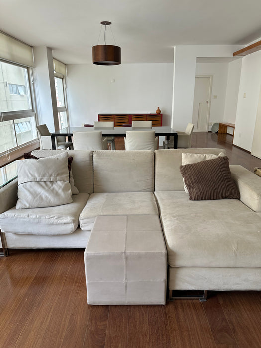 Sofá com Chaise – Micasa