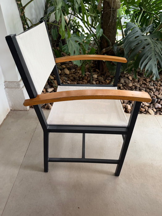 Conjunto de Mesa com 6 Cadeiras - Breton