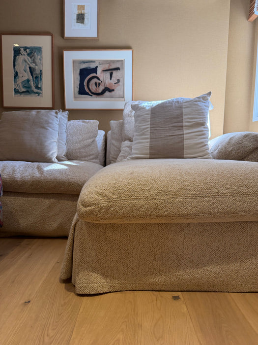 Sofá com Chaise – Entreposto