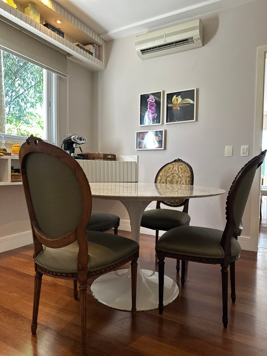 Mesa de Jantar "Saarinen" Redonda