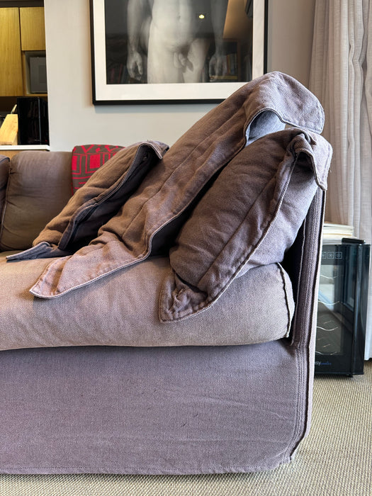 Sofá "Cozy" – Baba Vacaro para Dpot