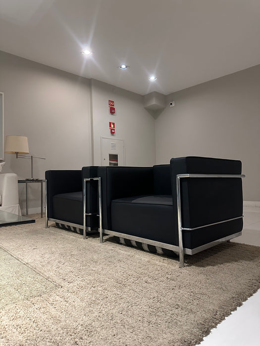 Poltrona “LC” - Le Corbusier (sem informação da loja)