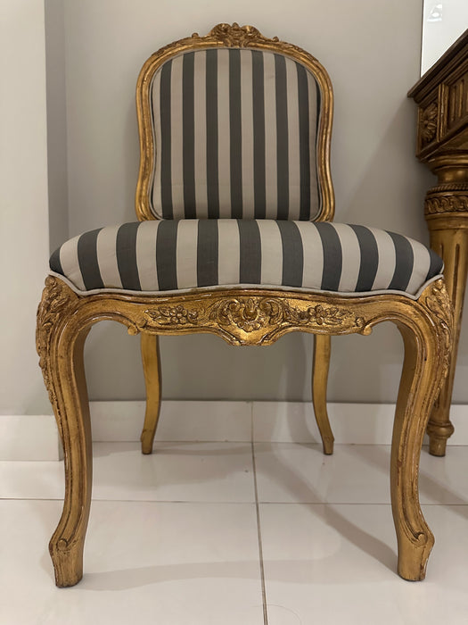 Conjunto com 4 Cadeiras "Luís XV" Listradas – Christie Móveis