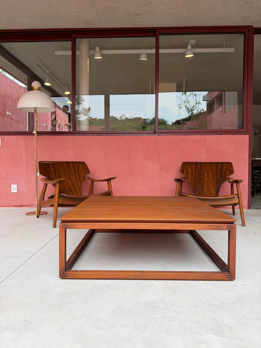 Mesa de Centro "ARQ" - Estúdio Bola