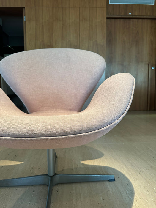 Poltrona “Swan” – Breton