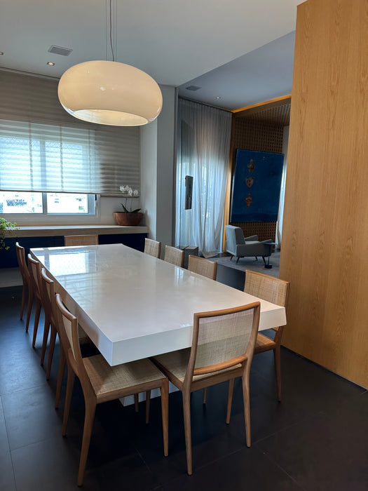 Mesa de Jantar em Laca