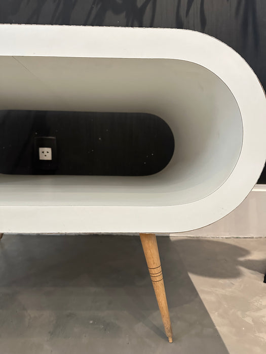 Mesa Lateral com Pés de Taco de Sinuca