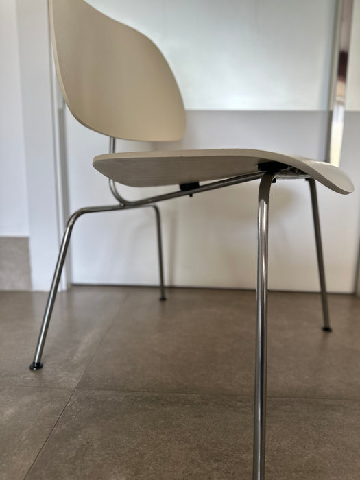 Par de Cadeiras "Eames DCM" Vintage – Charles & Ray Eames