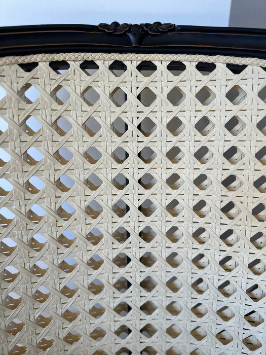Conjunto de 8 Cadeiras (2 com braços)
