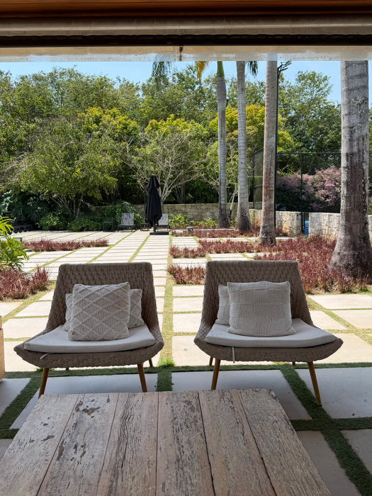 Conjunto Outdoor (1 sofá + 2 poltronas (sem braço) + 2 poltronas (com braços) - Dunelli