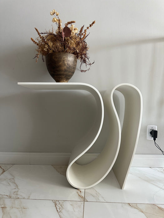 Mesa Lateral “Besame Mucho” – Jacqueline Terpins para Dpot