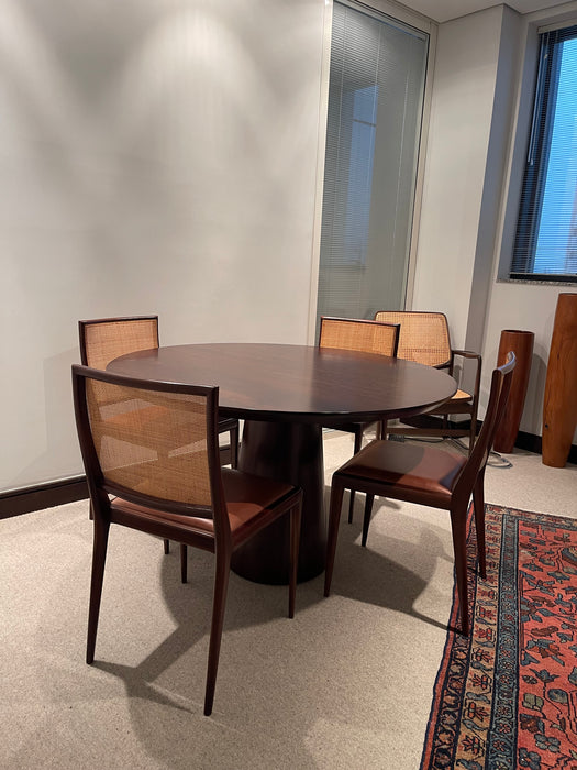 Conjunto com 4 Cadeiras “GB01” (duas com avarias) – Geraldo de Barros para Dpot