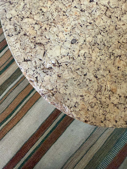 Mesa de Centro “Root” em Cortiça – Jader Almeida