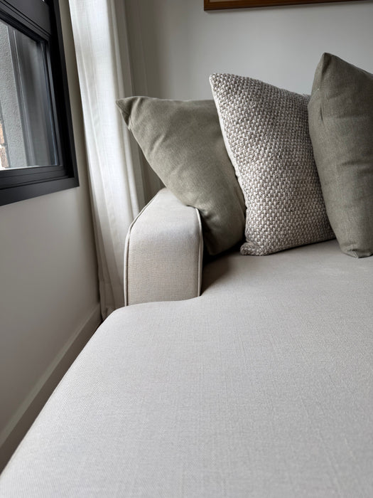 Sofá com Chaise