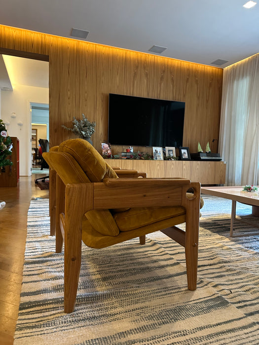 Poltrona “Renata” – Sérgio Rodrigues Reedição Dpot