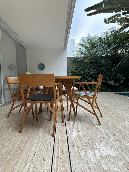 Conjunto de Mesa “Rodésia” com 4 Cadeiras “Atibaia” – Paulo Alves