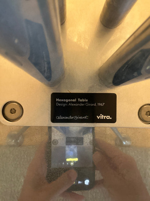 Mesa de Apoio Hexagonal - Alexandre Girard para Vitra