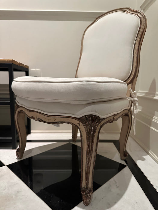 Cadeira Clássica Baixa