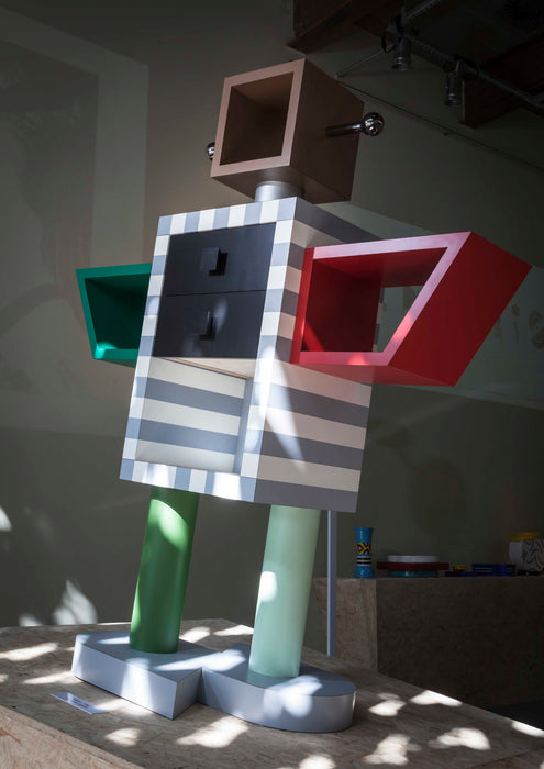 Estante "Ginza" – Memphis